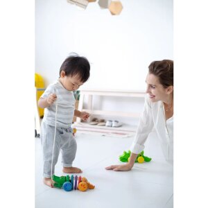 Nachziehtier Regenbogen Krokodil von Plantoys
