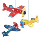 Drei hängende Flugzeuge für das Kinderzimmer...