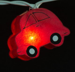 LED Lichterketten mit bunten Autos Feenlichter