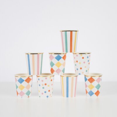 Colourful pattern cups